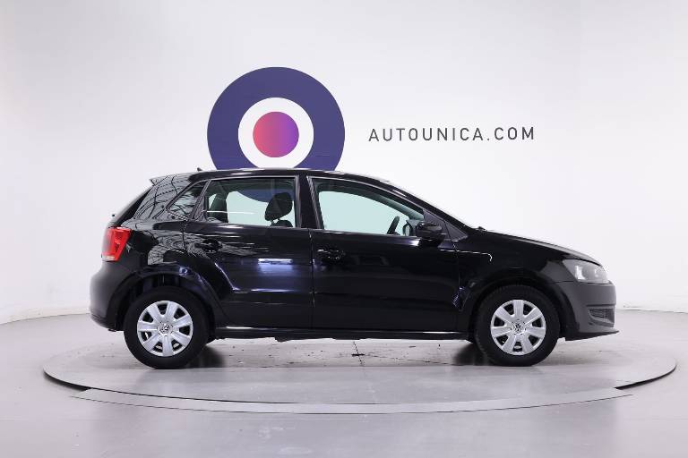 VOLKSWAGEN Polo 4