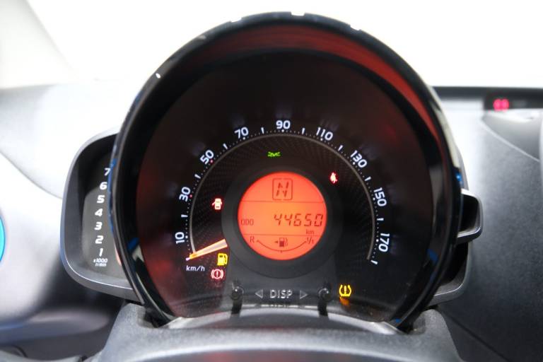 TOYOTA Aygo 8