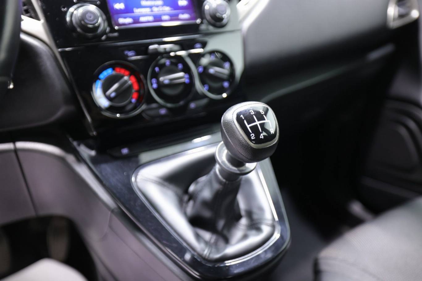 LANCIA Ypsilon 25