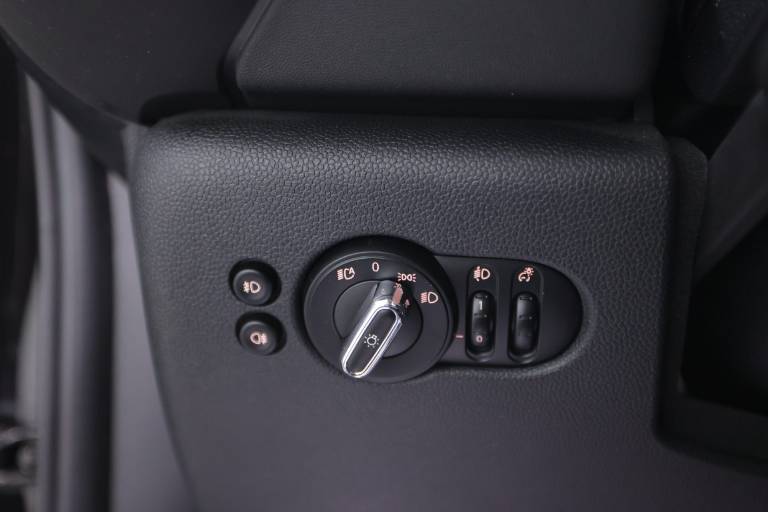 MINI Cooper 24