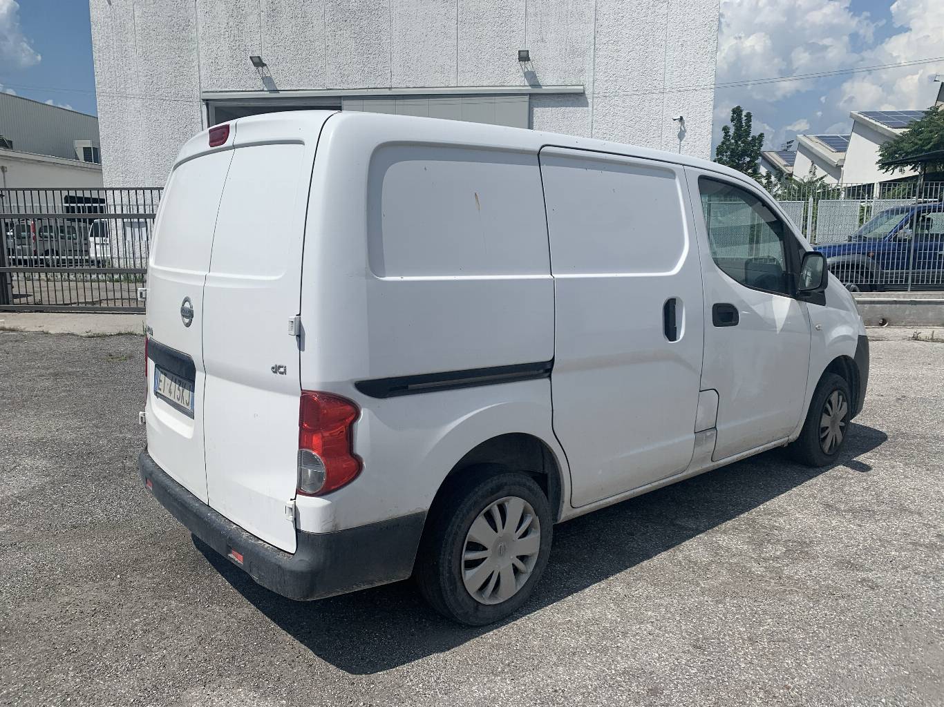NISSAN NV200 4