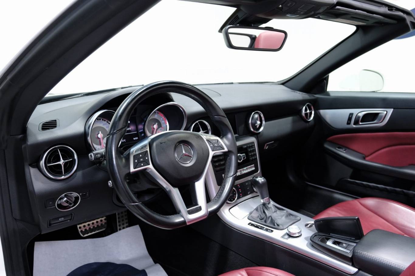 MERCEDES-BENZ SLK 200 5