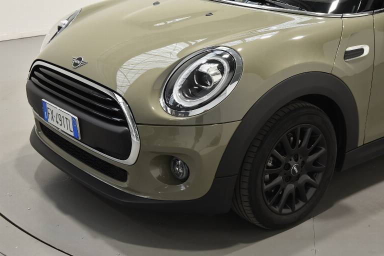 MINI One 44