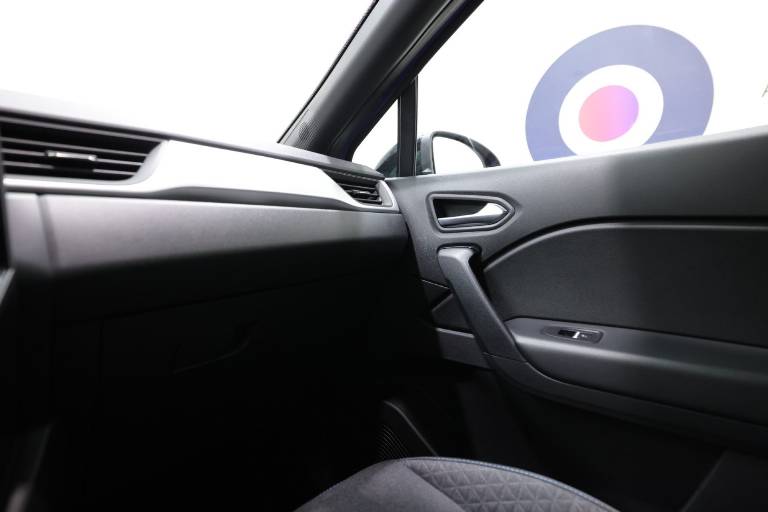 RENAULT Captur 31