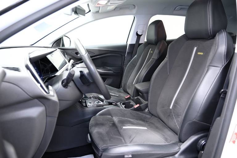 OPEL Grandland 6