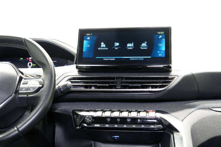 PEUGEOT 3008 42