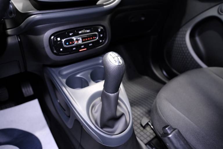 SMART ForFour 27