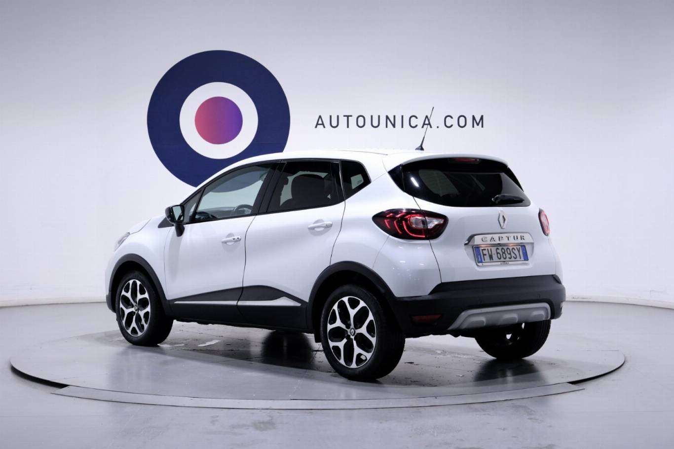 RENAULT Captur 18