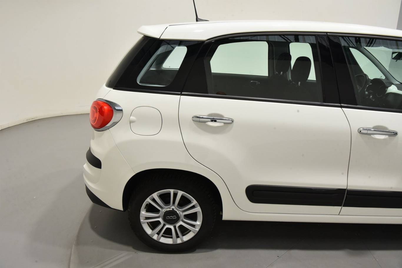 FIAT 500L 48