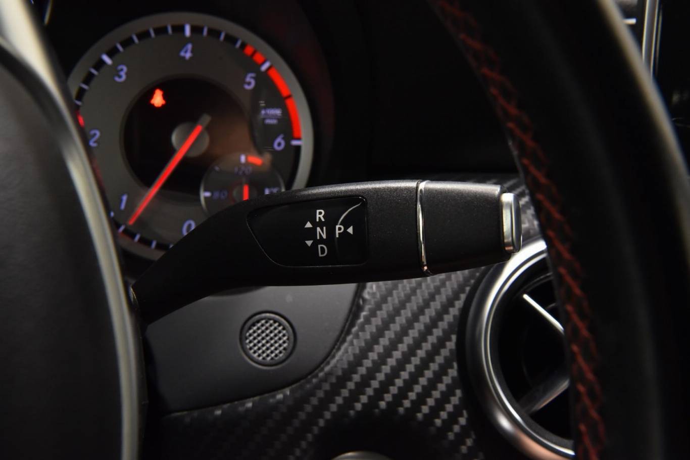 MERCEDES-BENZ A 180 6