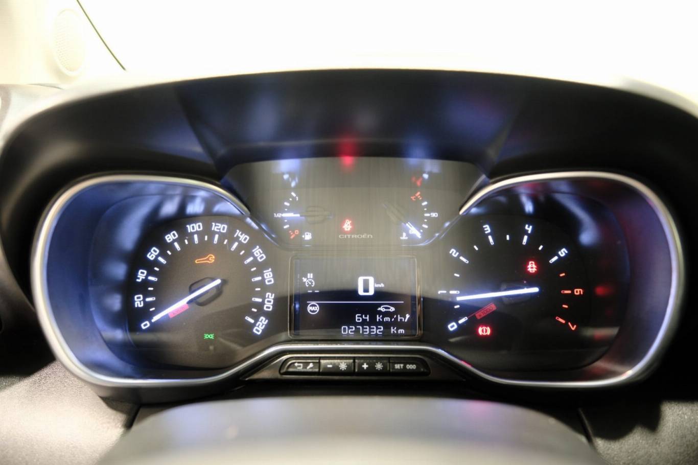 CITROEN C3 Aircross 8