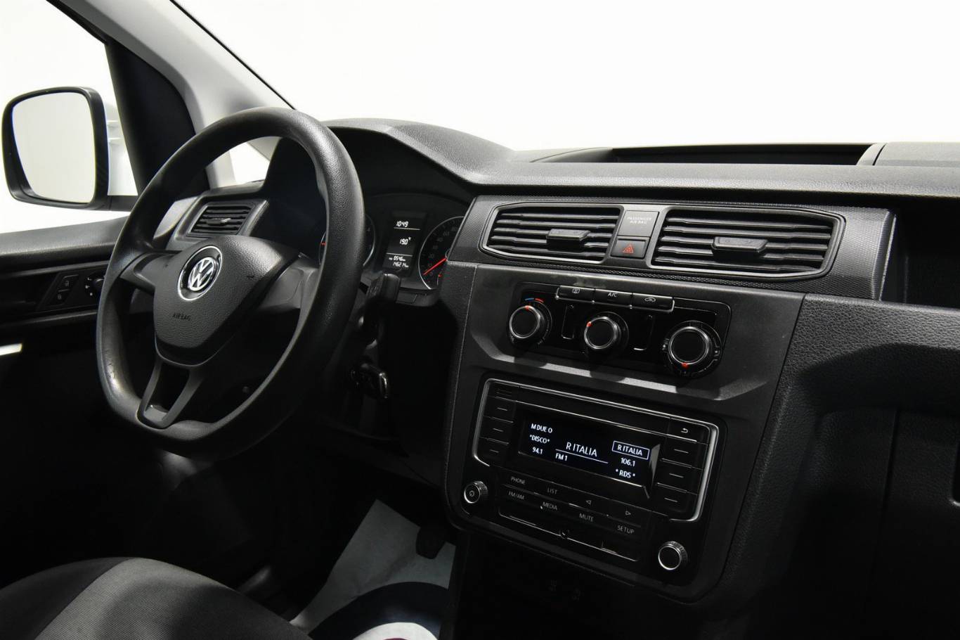 VOLKSWAGEN Caddy 32