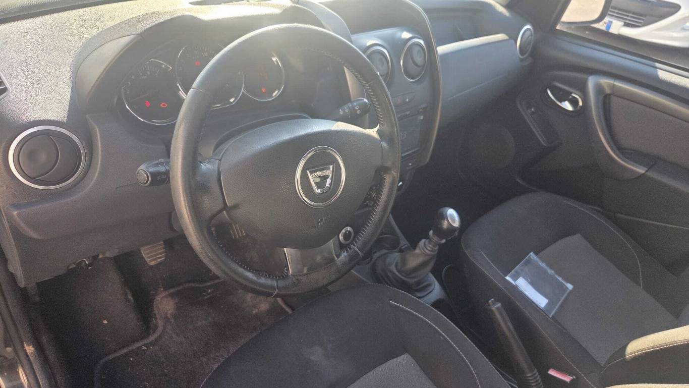 DACIA Duster 8