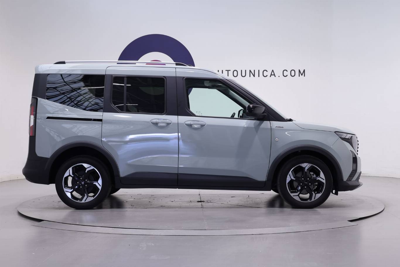 FORD Tourneo Courier 4