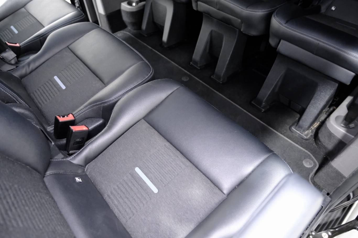 FORD Tourneo Custom 57