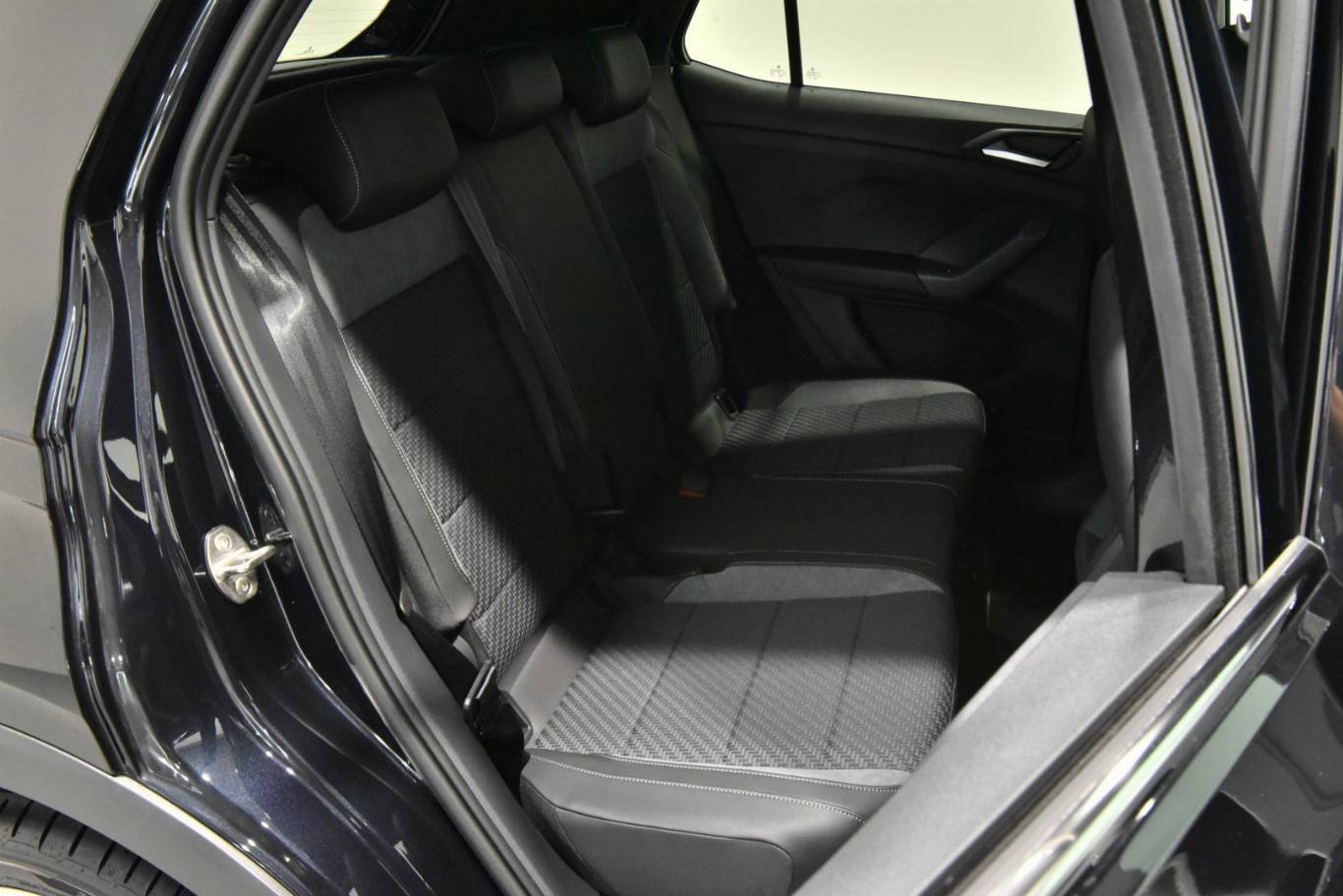 VOLKSWAGEN T-Cross 47