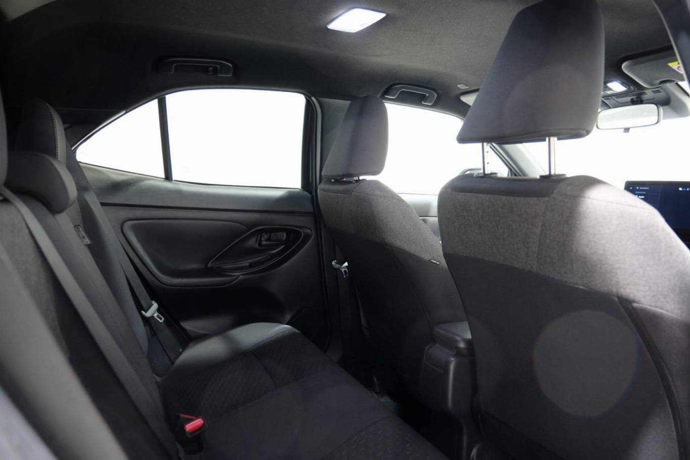 TOYOTA Yaris Cross 59