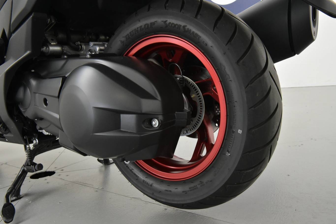 SUZUKI Burgman AN 400 29