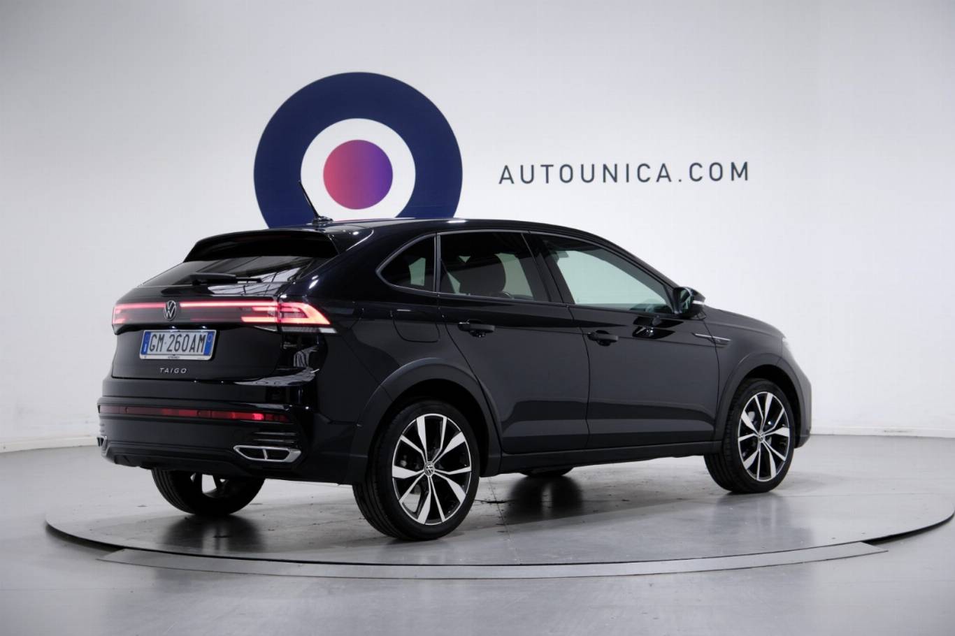 VOLKSWAGEN Taigo 15