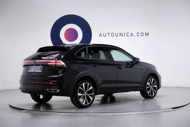 VOLKSWAGEN Taigo 15
