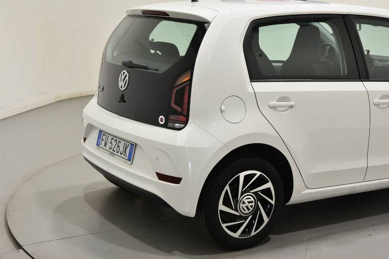 VOLKSWAGEN Up! 23