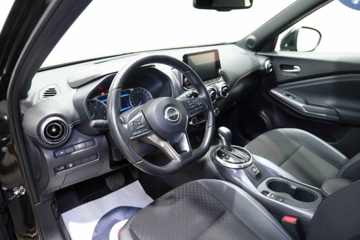 NISSAN Juke 5