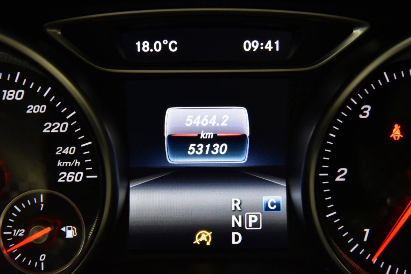 MERCEDES-BENZ A 200 25