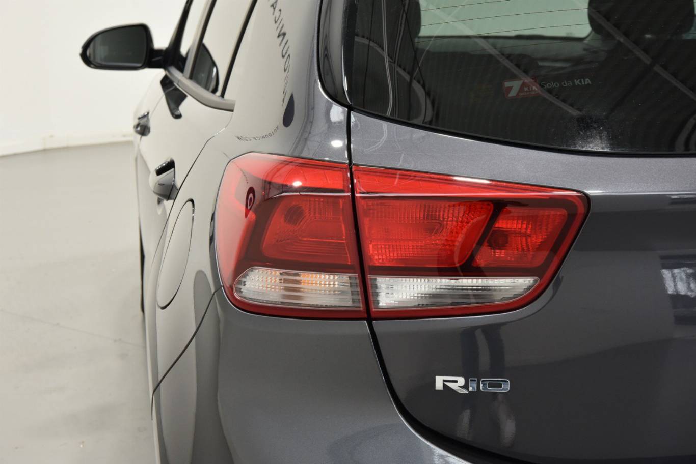 KIA Rio 32