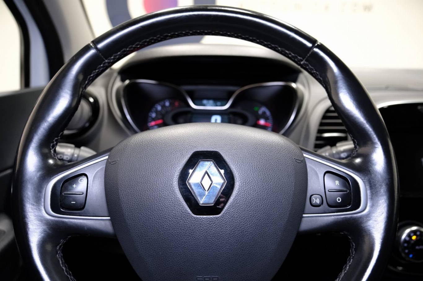 RENAULT Captur 7