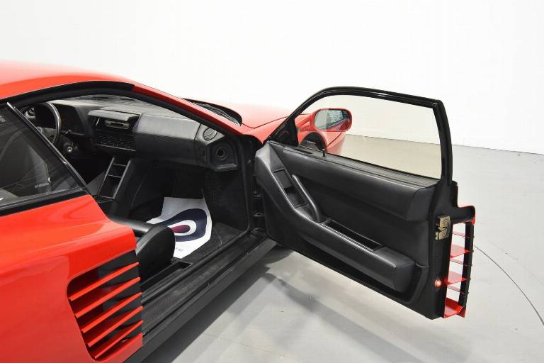 FERRARI Testarossa 48