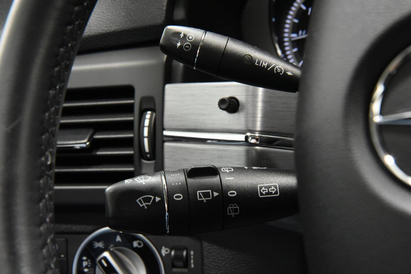 MERCEDES-BENZ GLK 220 25