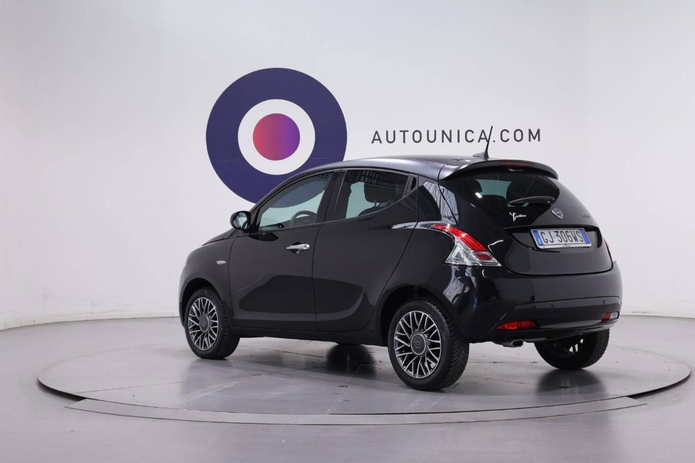 LANCIA Ypsilon 16