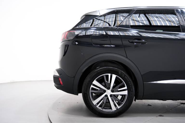 PEUGEOT 3008 49