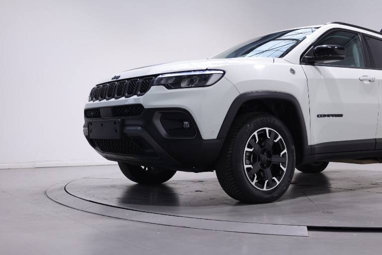 JEEP Compass 11