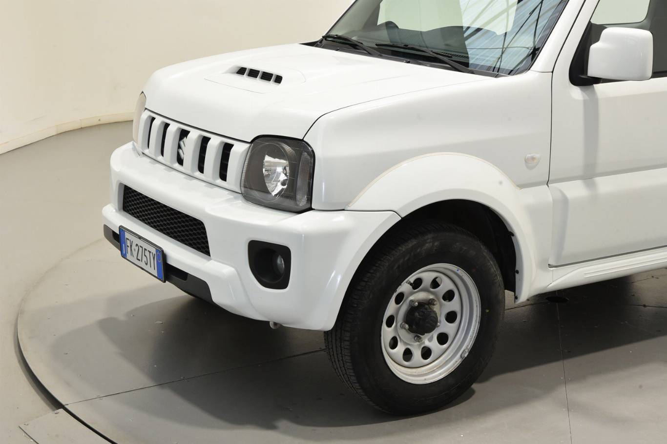 SUZUKI Jimny 26