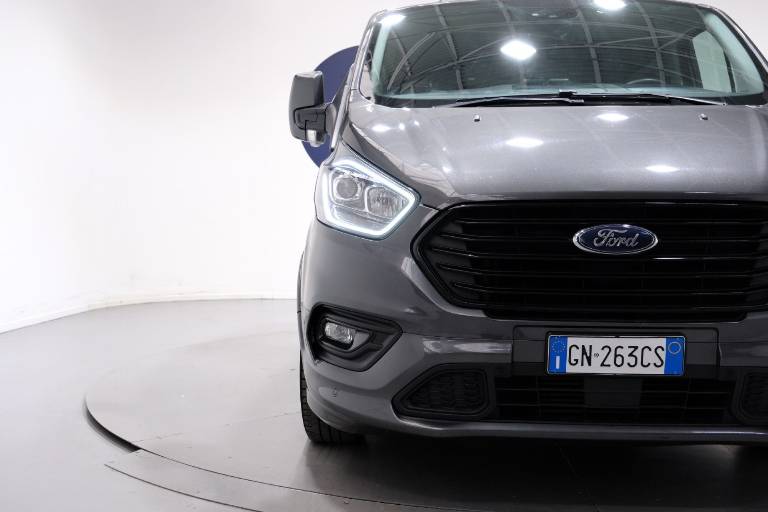 FORD Tourneo Custom 46