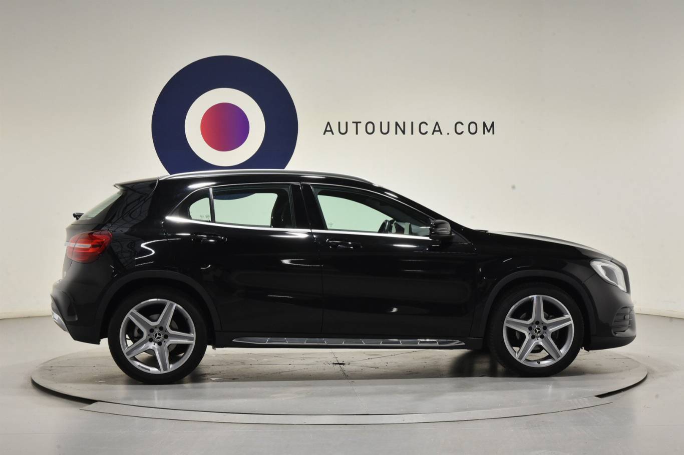 MERCEDES-BENZ GLA 180 31