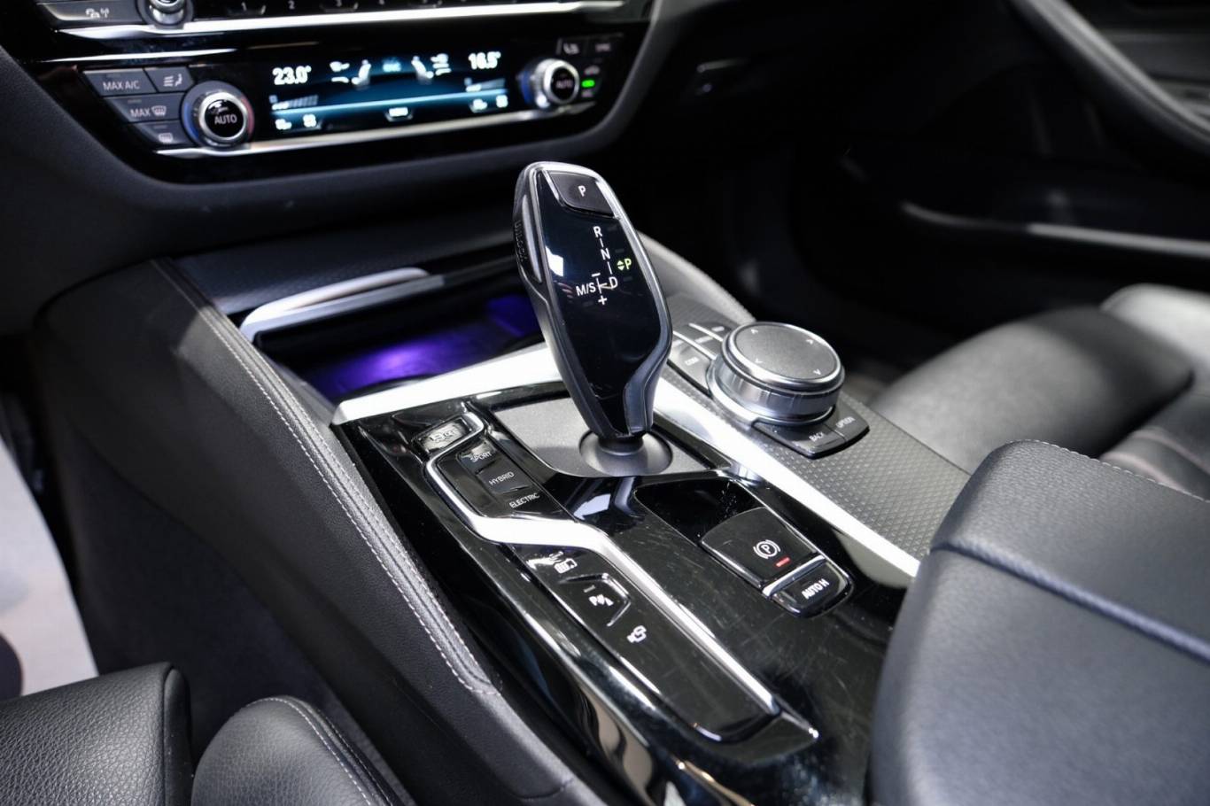 BMW 530 21
