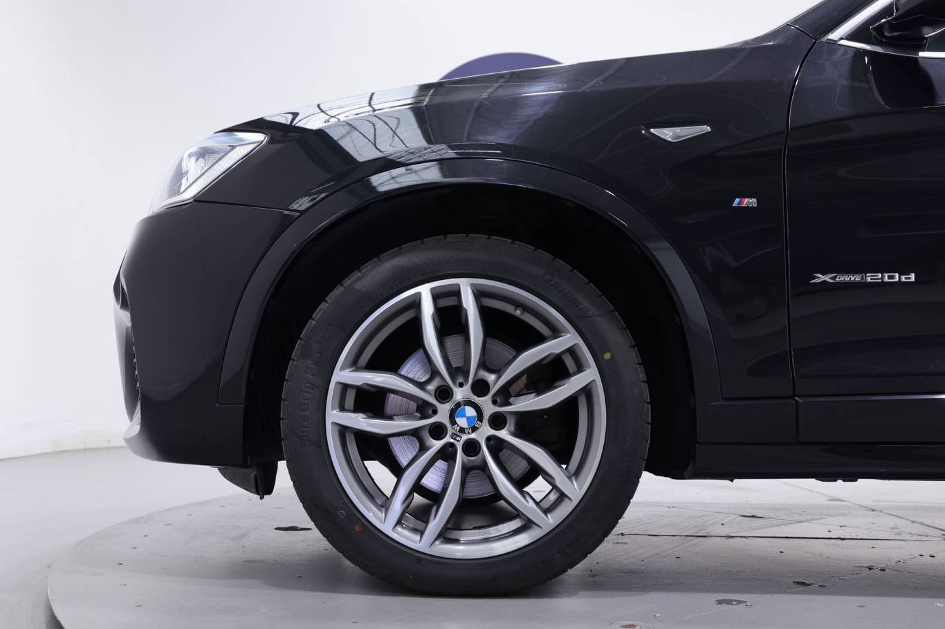 BMW X4 8