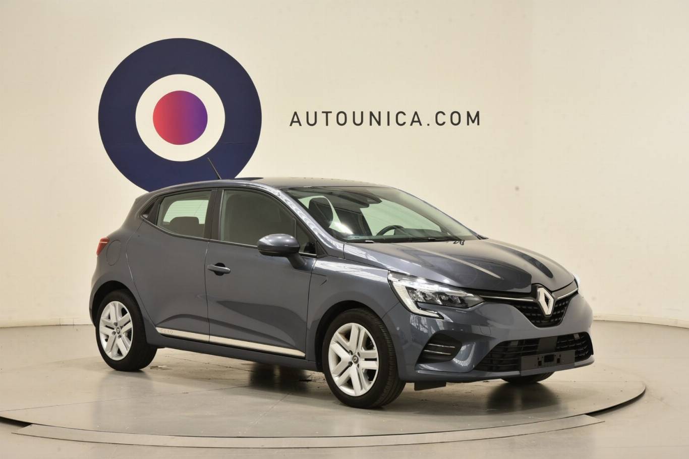 RENAULT Clio 29