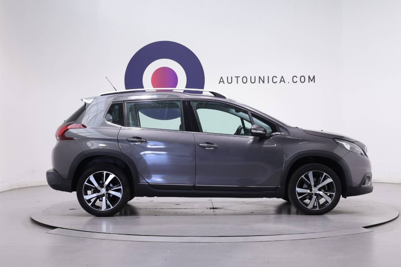 PEUGEOT 2008 4