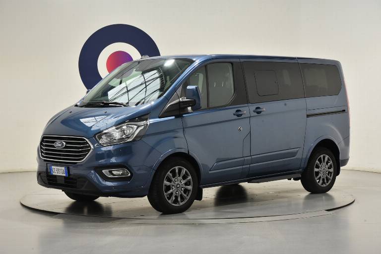 FORD Tourneo Custom 1