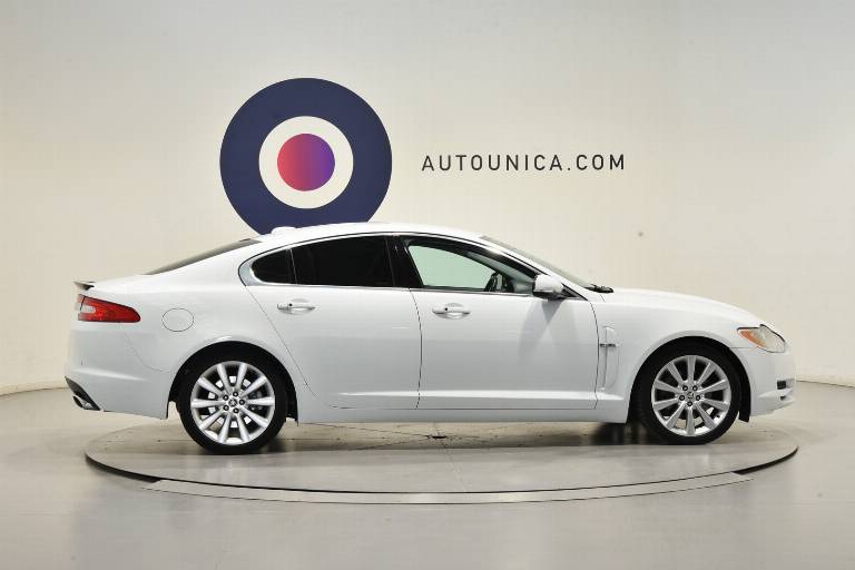 JAGUAR XF 30