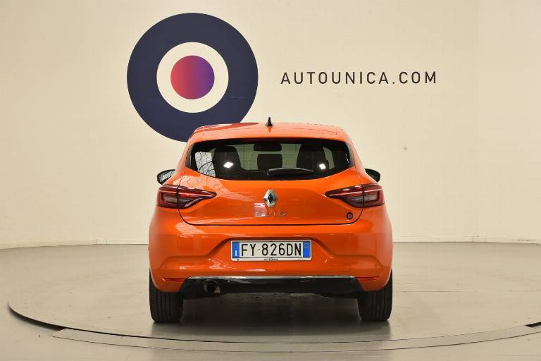 RENAULT Clio 6