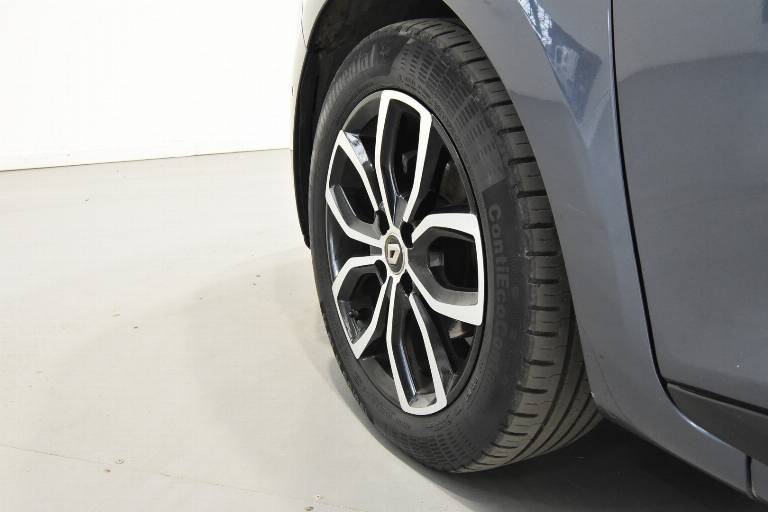 RENAULT Clio 9