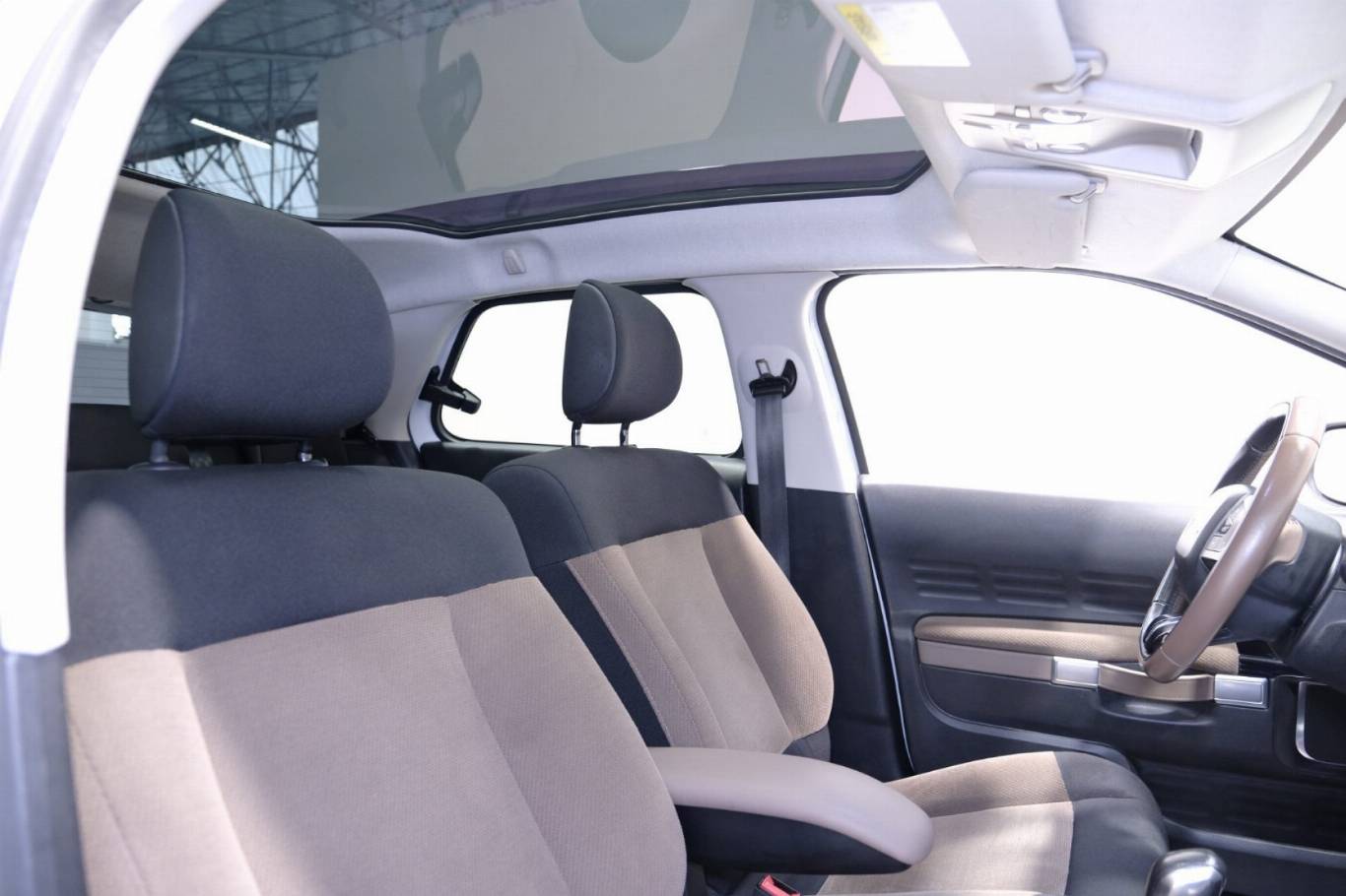 CITROEN C4 Cactus 53