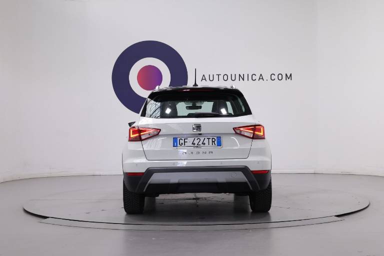 SEAT Arona 14