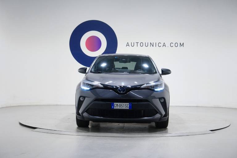 TOYOTA C-HR 2