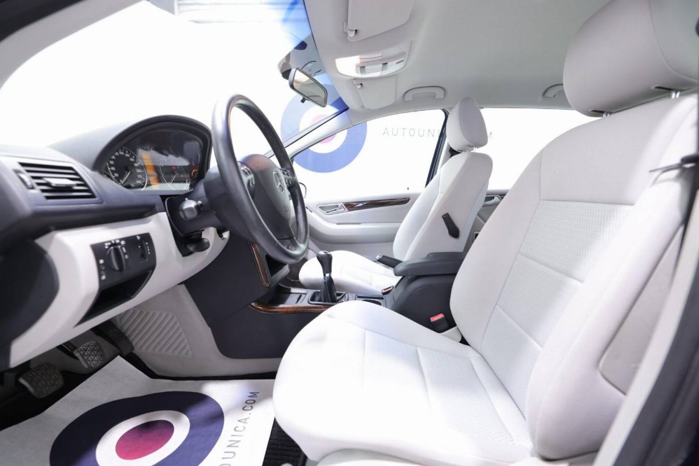 MERCEDES-BENZ Classe A 19