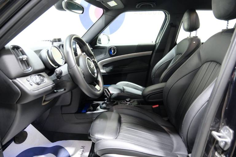 MINI Countryman 21